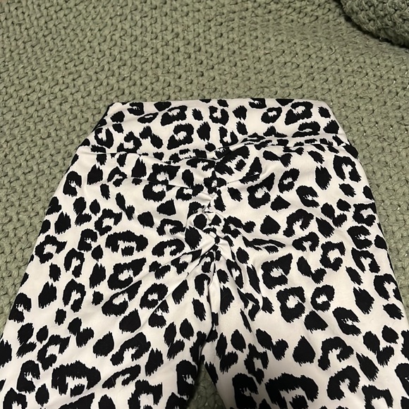 BeGalvanized scrunch leggings - Picture 2 of 3